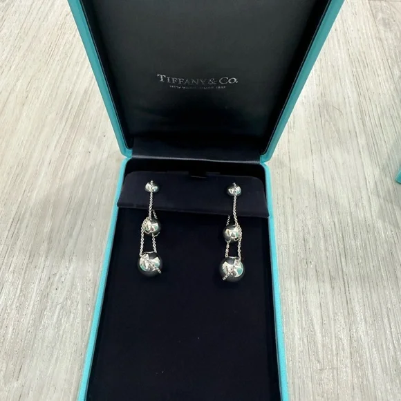 Elegant Silver Drop Earrings